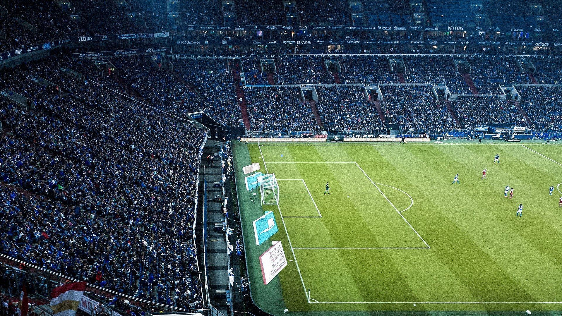 中国体育彩票|弗林蓬：我可以包办右路所有位置，只要不把我放中场就好